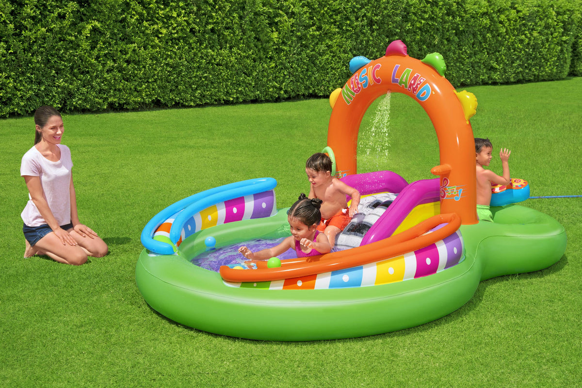 Inflatable Sing & Splash Water Fun Park Pool & Slide 349L