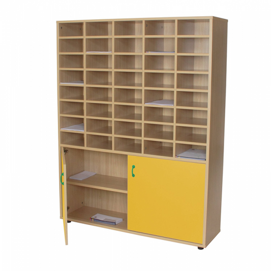 Cupboard & 40 Compart
