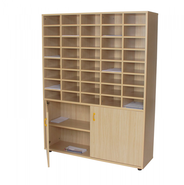 Cupboard & 40 Compart
