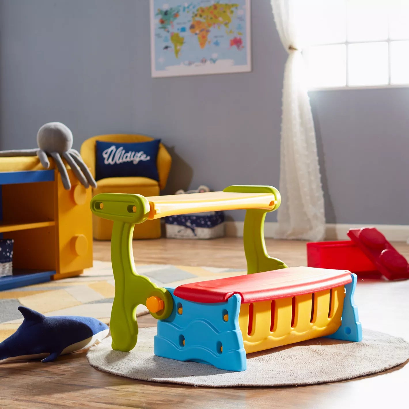 Sit ‘n Munch Storage Bench