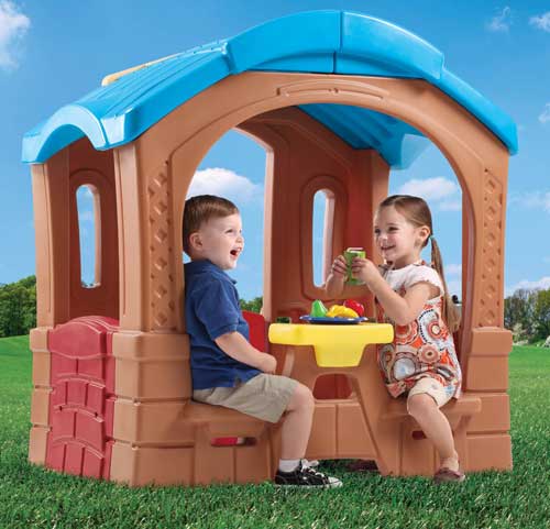 Play Up Picnic Cottage