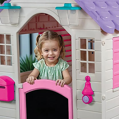 GARDEN PLAYHOUSE WITH FENCE