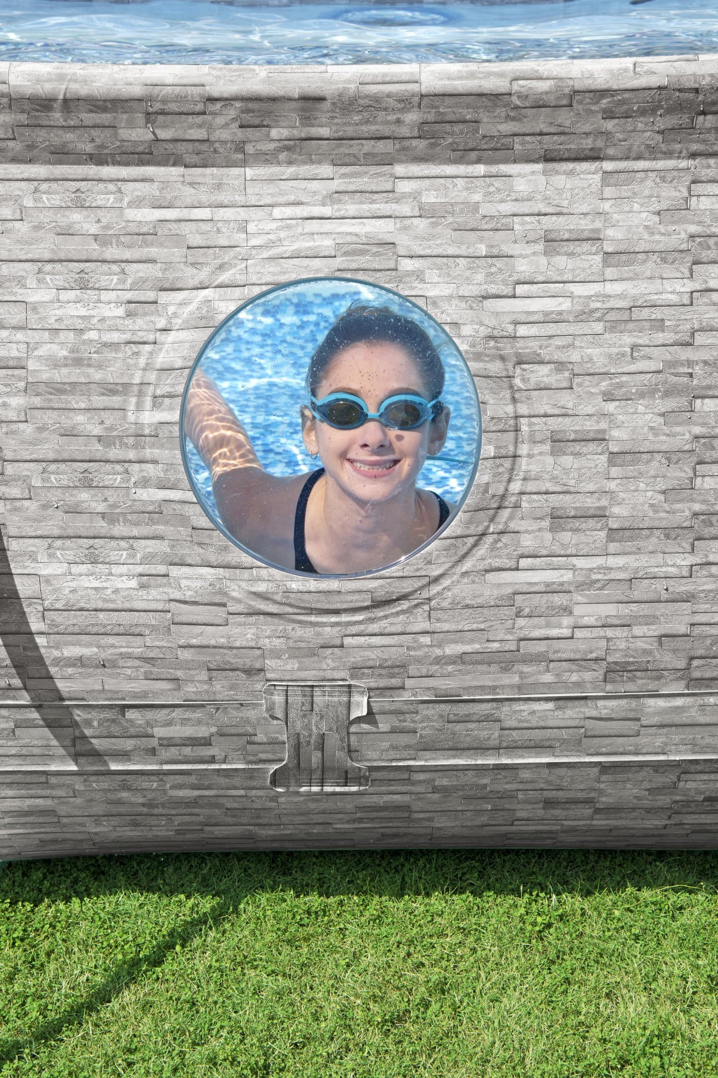 Power Steel® 10,949 Liters Swim Vista Series Oval Pool Set 4.88m x 3.05m x 1.07m