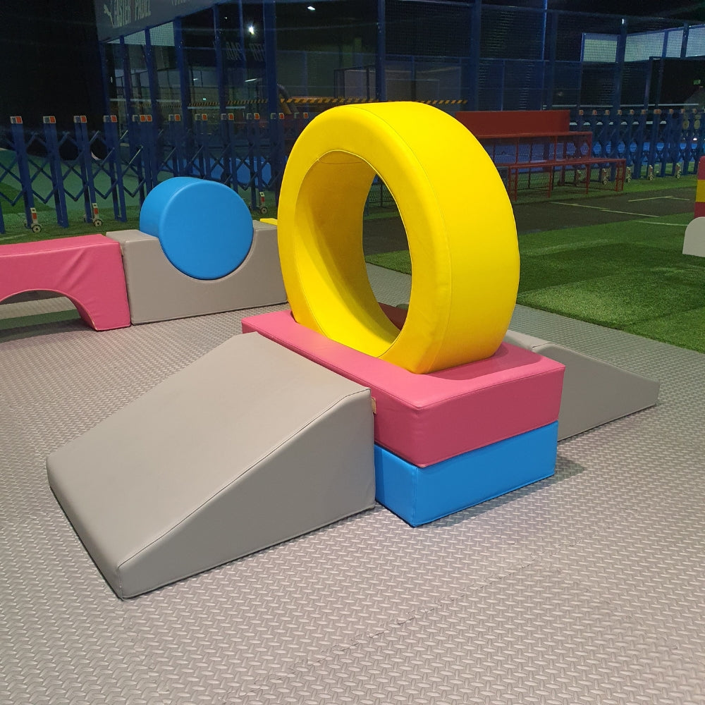 Giant Ring Keeper – With Ramps