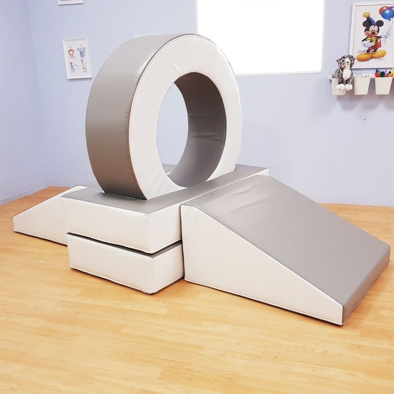 Giant Ring Keeper – With Ramps